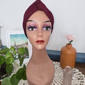 Bonnet bordeau effet volume